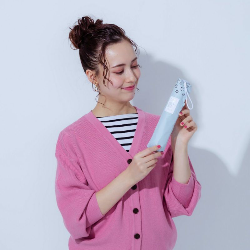 暑さ軽減 吸熱抑制 コンパクト 小花柄 折りたたみ日傘 レディース 高遮光・遮熱設計