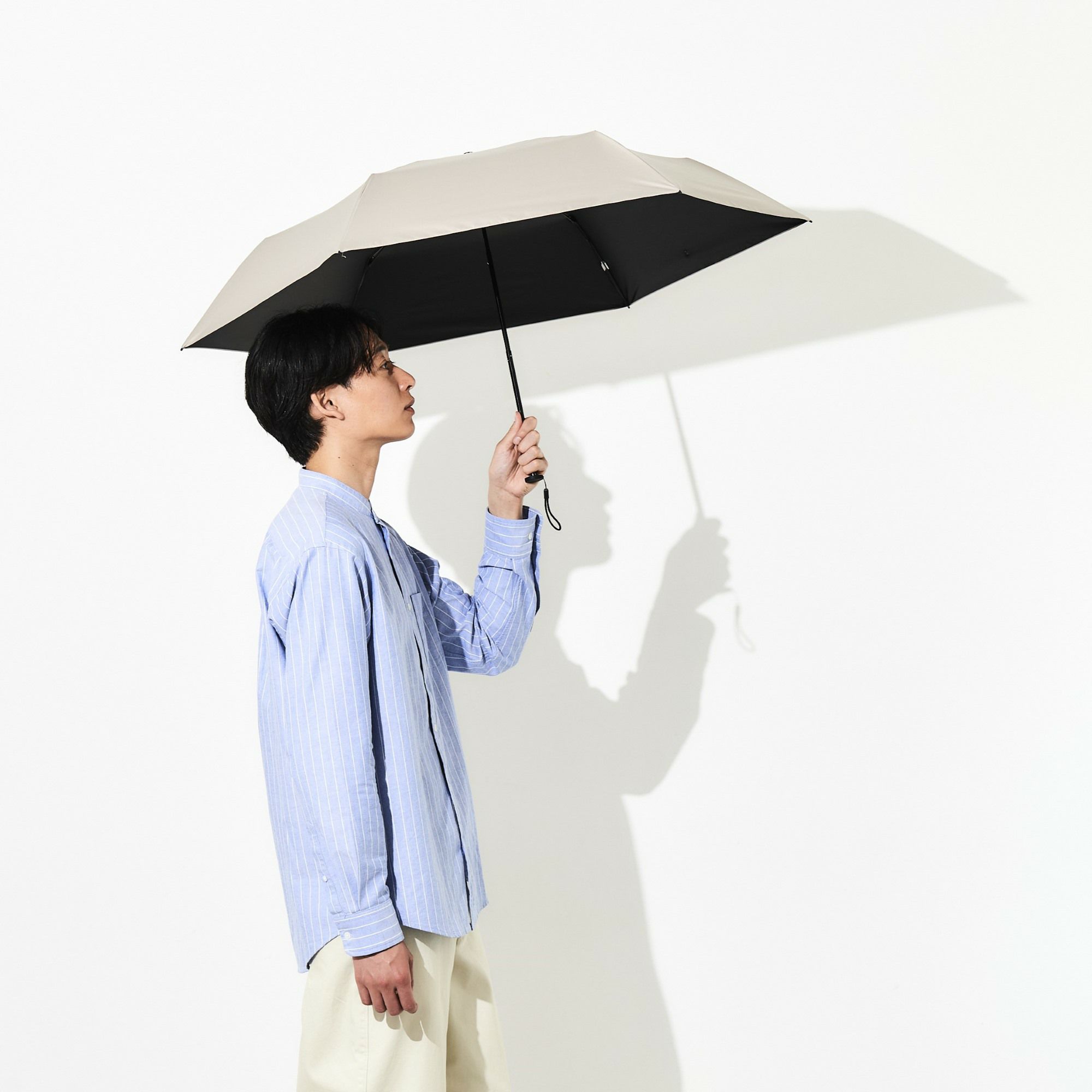 通学に便利な assa公式 メンズ 完全遮光 折りたたみ傘 AM544 晴雨兼用 無地
